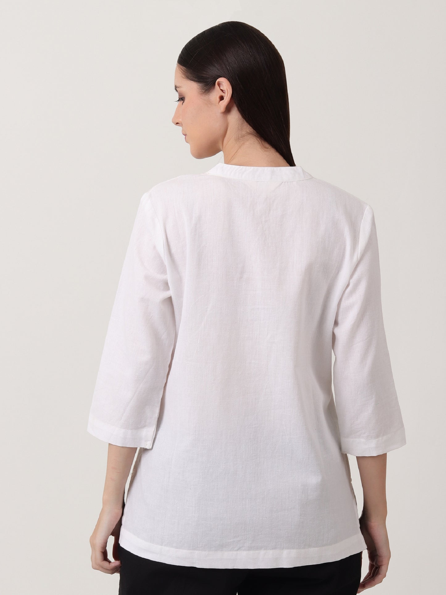 Saadho Short Kurta - White